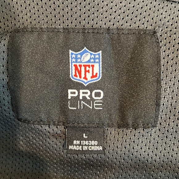 🔹 Los Angeles Chargers NFL Proline Windbreaker Jacket - Picture 3 of 4